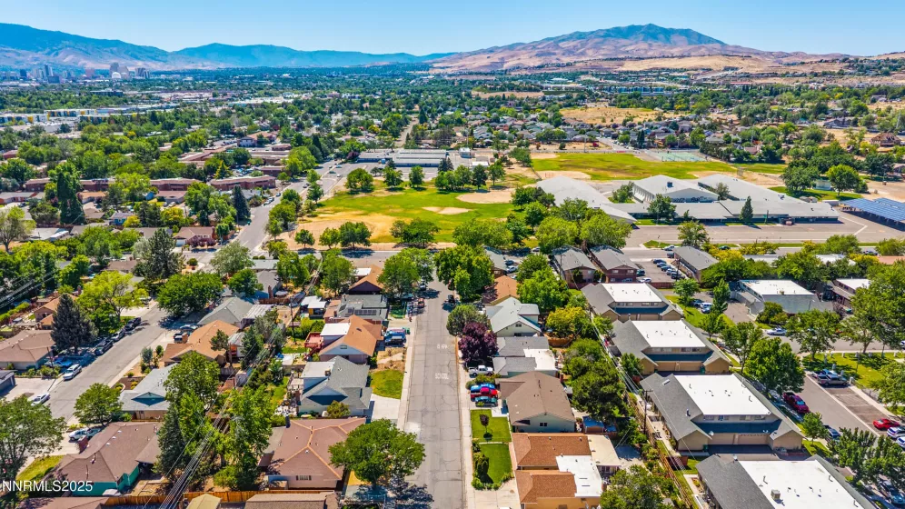 1745 Vance, Sparks, Nevada 89431, 3 Bedrooms Bedrooms, ,2 BathroomsBathrooms,Residential,Residential,Vance,250052847