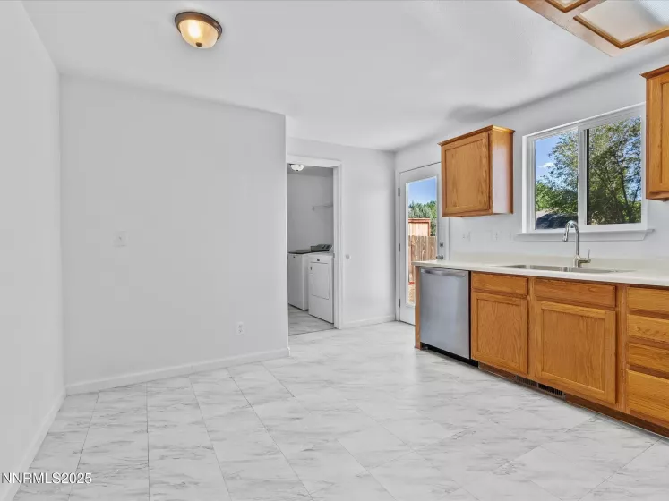 837 Columbine, Fernley, Nevada 89408, 3 Bedrooms Bedrooms, ,2 BathroomsBathrooms,Residential,Residential,Columbine,250052848