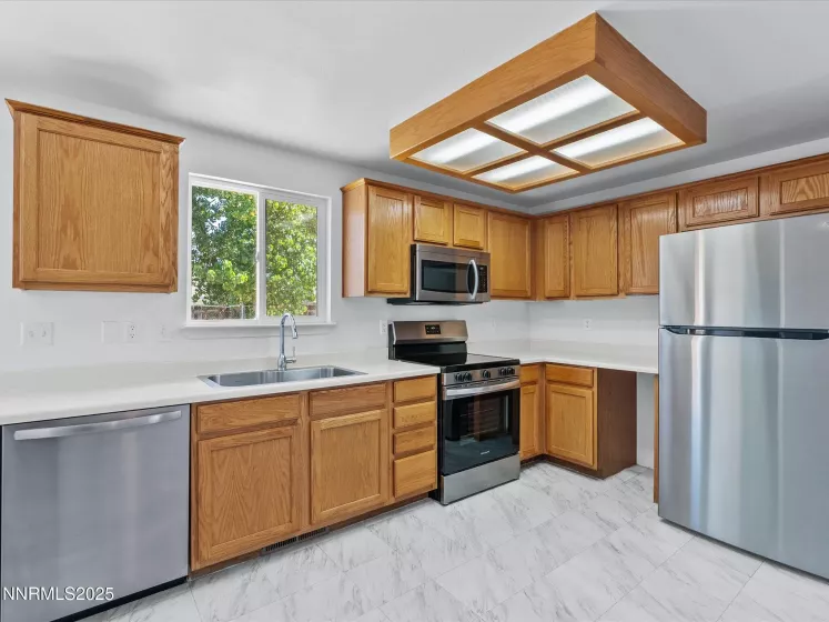 837 Columbine, Fernley, Nevada 89408, 3 Bedrooms Bedrooms, ,2 BathroomsBathrooms,Residential,Residential,Columbine,250052848