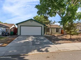 837 Columbine, Fernley, Nevada 89408, 3 Bedrooms Bedrooms, ,2 BathroomsBathrooms,Residential,Residential,Columbine,250052848