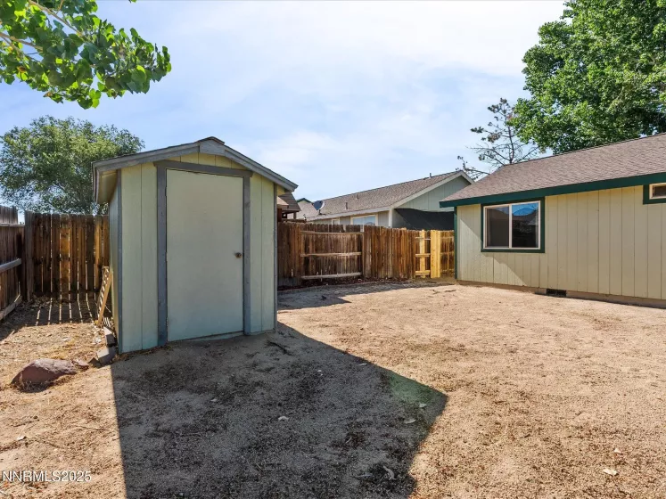 837 Columbine, Fernley, Nevada 89408, 3 Bedrooms Bedrooms, ,2 BathroomsBathrooms,Residential,Residential,Columbine,250052848
