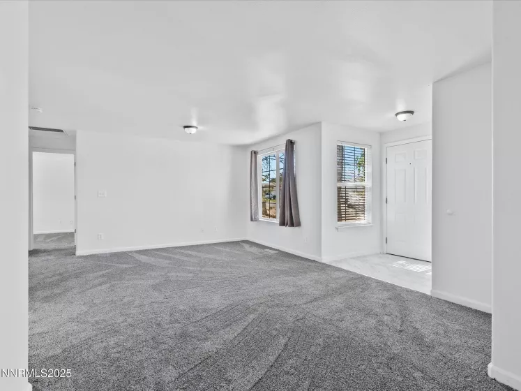 837 Columbine, Fernley, Nevada 89408, 3 Bedrooms Bedrooms, ,2 BathroomsBathrooms,Residential,Residential,Columbine,250052848