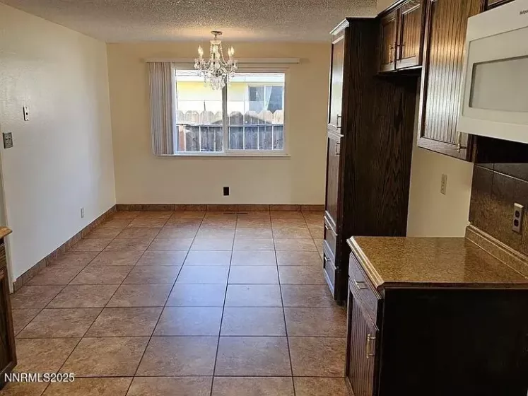 405 Rawhide, Carson City, Nevada 89701, 4 Bedrooms Bedrooms, ,3 BathroomsBathrooms,Residential,Residential,Rawhide,250052856