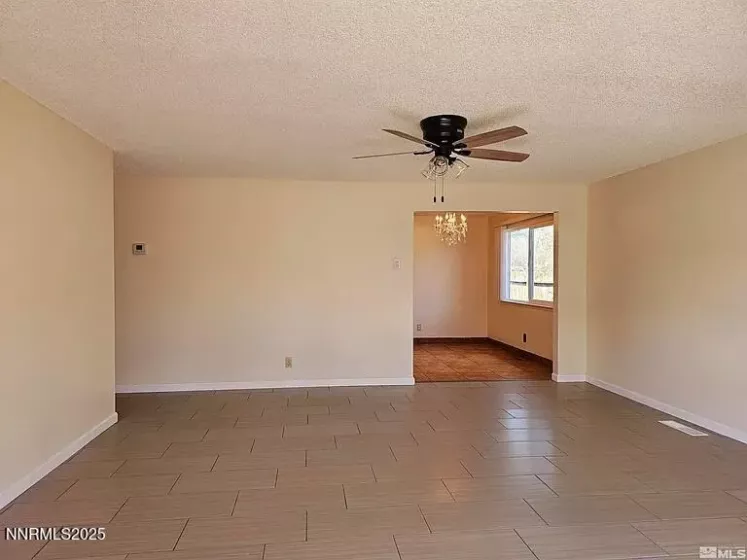 405 Rawhide, Carson City, Nevada 89701, 4 Bedrooms Bedrooms, ,3 BathroomsBathrooms,Residential,Residential,Rawhide,250052856