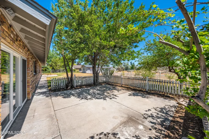 1513 Riverview, Gardnerville, Nevada 89460, 3 Bedrooms Bedrooms, ,2 BathroomsBathrooms,Residential,Residential,Riverview,250052854