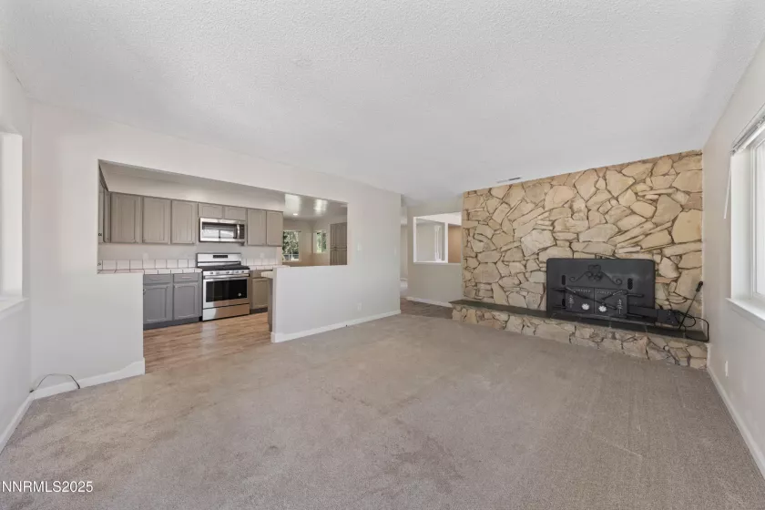 1513 Riverview, Gardnerville, Nevada 89460, 3 Bedrooms Bedrooms, ,2 BathroomsBathrooms,Residential,Residential,Riverview,250052854