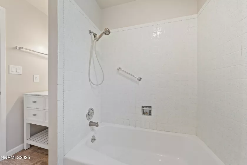 1513 Riverview, Gardnerville, Nevada 89460, 3 Bedrooms Bedrooms, ,2 BathroomsBathrooms,Residential,Residential,Riverview,250052854