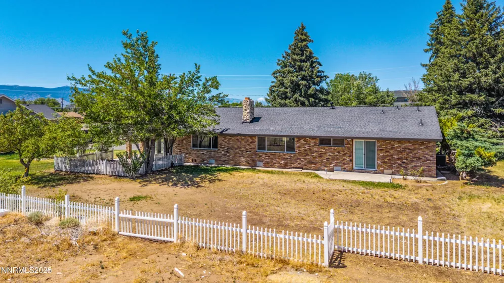 1513 Riverview, Gardnerville, Nevada 89460, 3 Bedrooms Bedrooms, ,2 BathroomsBathrooms,Residential,Residential,Riverview,250052854