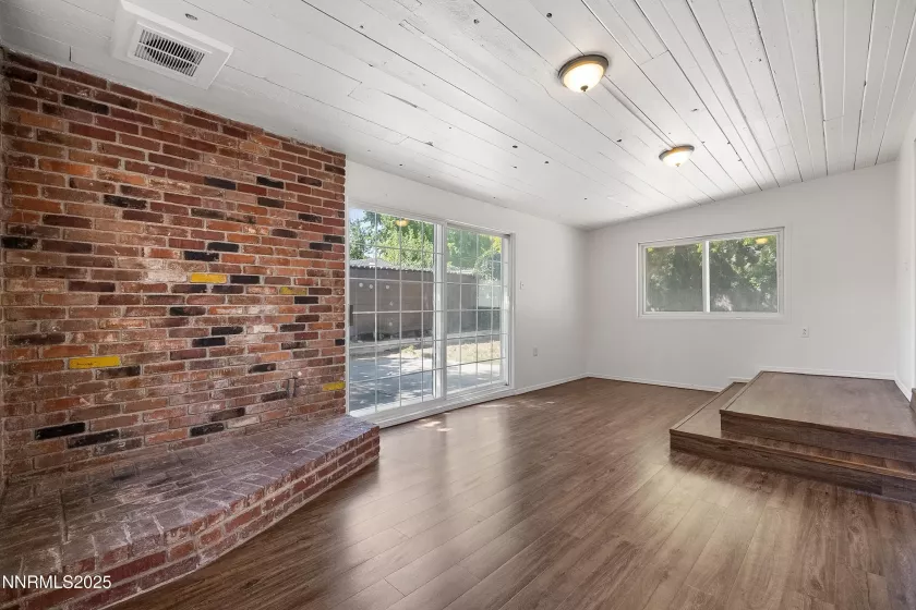 4571 Aster, Reno, Nevada 89502, 3 Bedrooms Bedrooms, ,2 BathroomsBathrooms,Residential,Residential,Aster,250052857