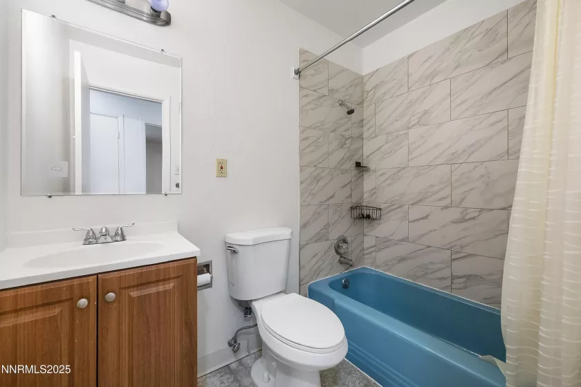 4571 Aster, Reno, Nevada 89502, 3 Bedrooms Bedrooms, ,2 BathroomsBathrooms,Residential,Residential,Aster,250052857