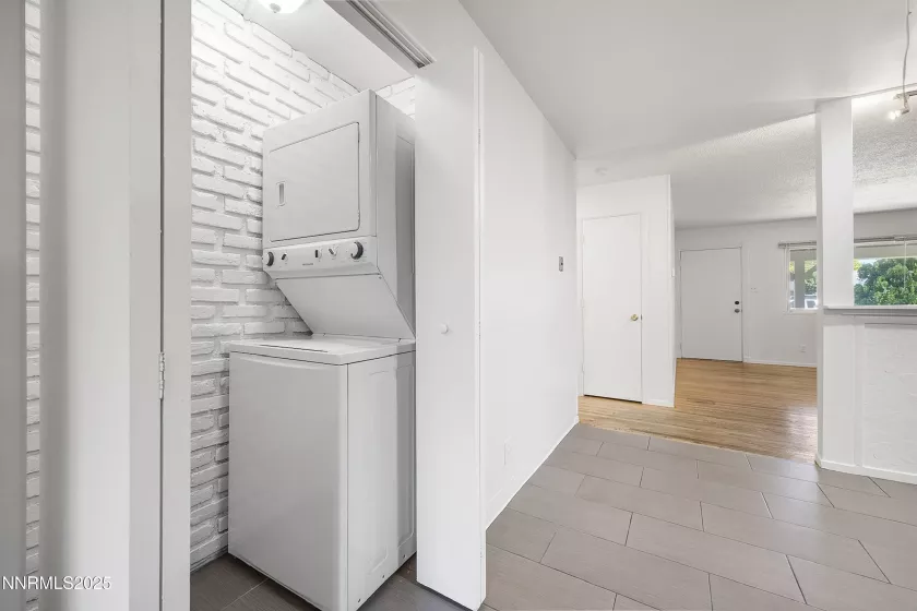 4571 Aster, Reno, Nevada 89502, 3 Bedrooms Bedrooms, ,2 BathroomsBathrooms,Residential,Residential,Aster,250052857