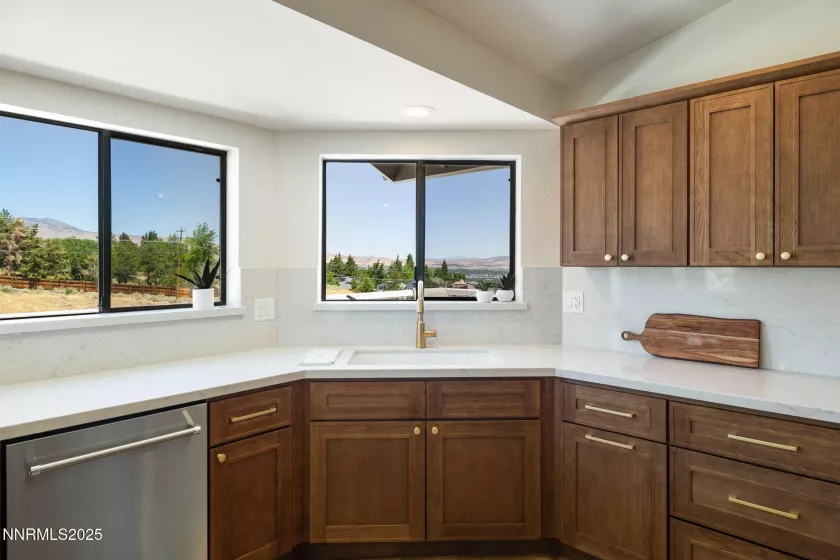 3575 Cashill, Reno, Nevada 89509, 4 Bedrooms Bedrooms, ,3 BathroomsBathrooms,Residential,Residential,Cashill,250052861