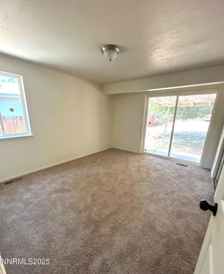 6745 Evening Star, Sparks, Nevada 89436, 3 Bedrooms Bedrooms, ,1 BathroomBathrooms,Residential Lease,Manufactured,Evening Star,250052859