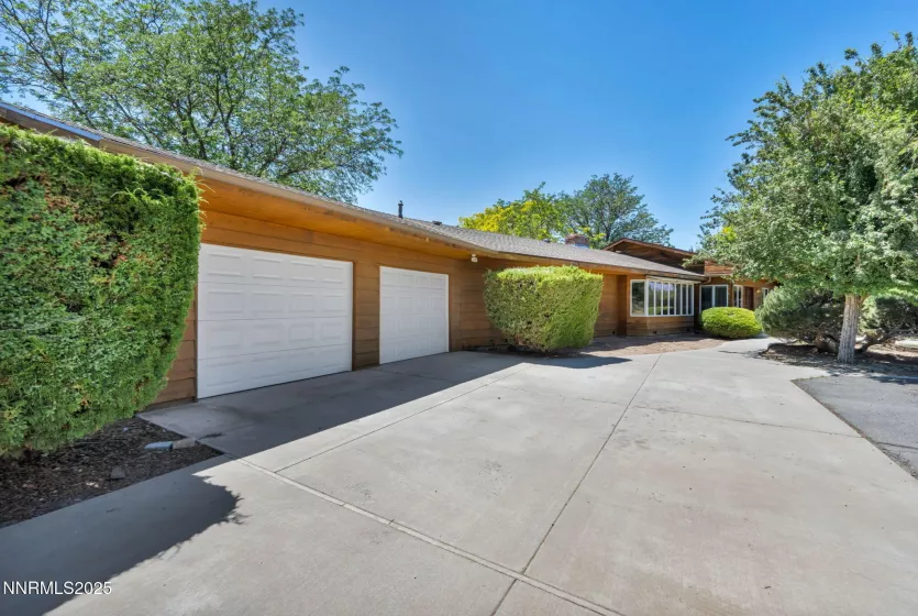 1405 Primrose, Minden, Nevada 89423, 3 Bedrooms Bedrooms, ,3 BathroomsBathrooms,Residential,Residential,Primrose,250052863