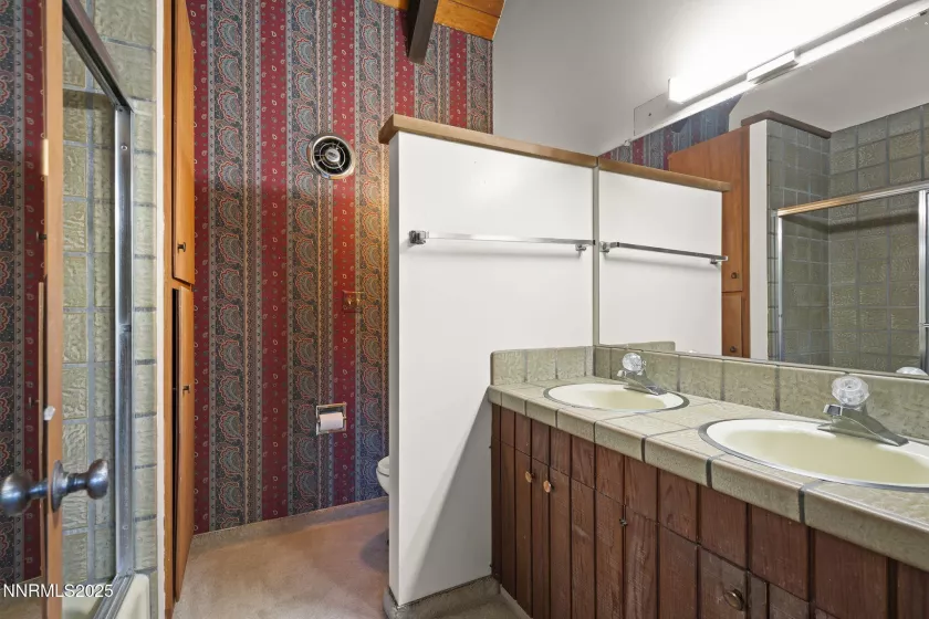 4275 Juniper Creek, Reno, Nevada 89519, 2 Bedrooms Bedrooms, ,2 BathroomsBathrooms,Residential,Residential,Juniper Creek,250052862