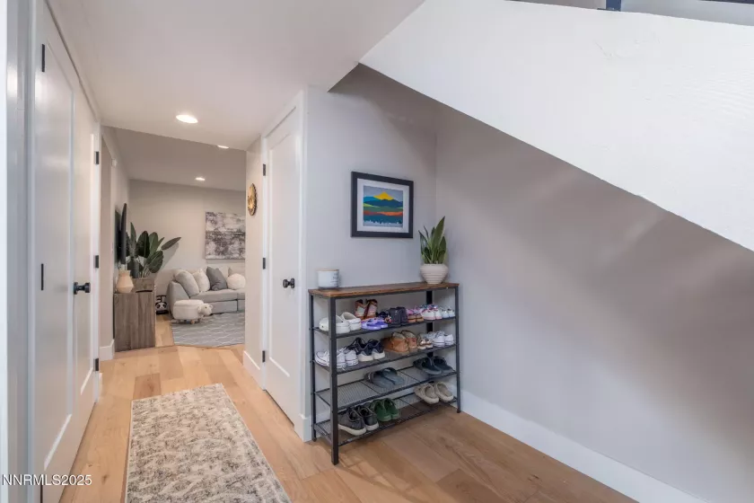3390 Thornhill, Reno, Nevada 89509, 5 Bedrooms Bedrooms, ,3 BathroomsBathrooms,Residential,Residential,Thornhill,250052865
