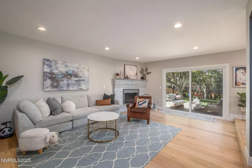 3390 Thornhill, Reno, Nevada 89509, 5 Bedrooms Bedrooms, ,3 BathroomsBathrooms,Residential,Residential,Thornhill,250052865