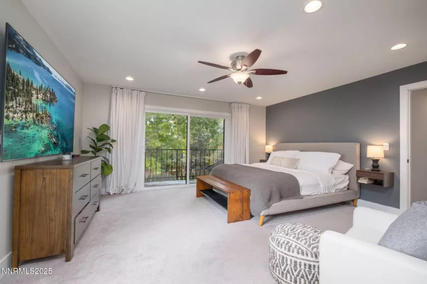 3390 Thornhill, Reno, Nevada 89509, 5 Bedrooms Bedrooms, ,3 BathroomsBathrooms,Residential,Residential,Thornhill,250052865