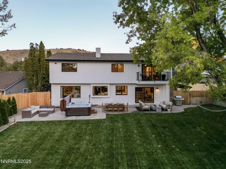 3390 Thornhill, Reno, Nevada 89509, 5 Bedrooms Bedrooms, ,3 BathroomsBathrooms,Residential,Residential,Thornhill,250052865