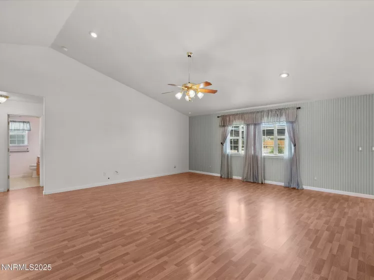 696 Sunrise, Fallon, Nevada 89406, 4 Bedrooms Bedrooms, ,2 BathroomsBathrooms,Residential,Residential,Sunrise,250052867