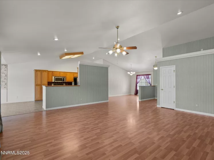 696 Sunrise, Fallon, Nevada 89406, 4 Bedrooms Bedrooms, ,2 BathroomsBathrooms,Residential,Residential,Sunrise,250052867