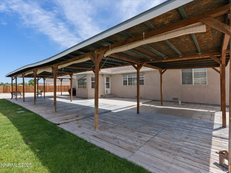 696 Sunrise, Fallon, Nevada 89406, 4 Bedrooms Bedrooms, ,2 BathroomsBathrooms,Residential,Residential,Sunrise,250052867