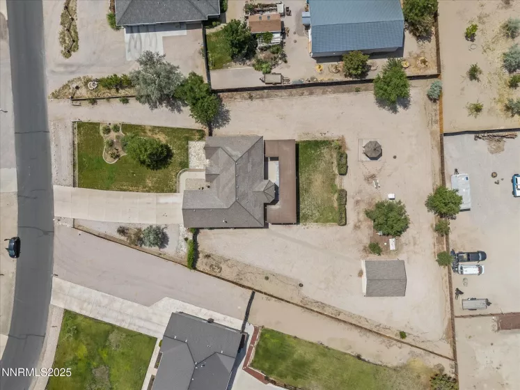 696 Sunrise, Fallon, Nevada 89406, 4 Bedrooms Bedrooms, ,2 BathroomsBathrooms,Residential,Residential,Sunrise,250052867
