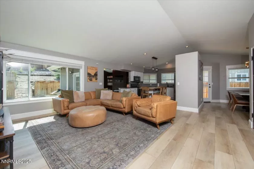 5026 Palo Alto, Sparks, Nevada 89436, 3 Bedrooms Bedrooms, ,2 BathroomsBathrooms,Residential,Residential,Palo Alto,250052866