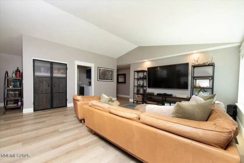 5026 Palo Alto, Sparks, Nevada 89436, 3 Bedrooms Bedrooms, ,2 BathroomsBathrooms,Residential,Residential,Palo Alto,250052866