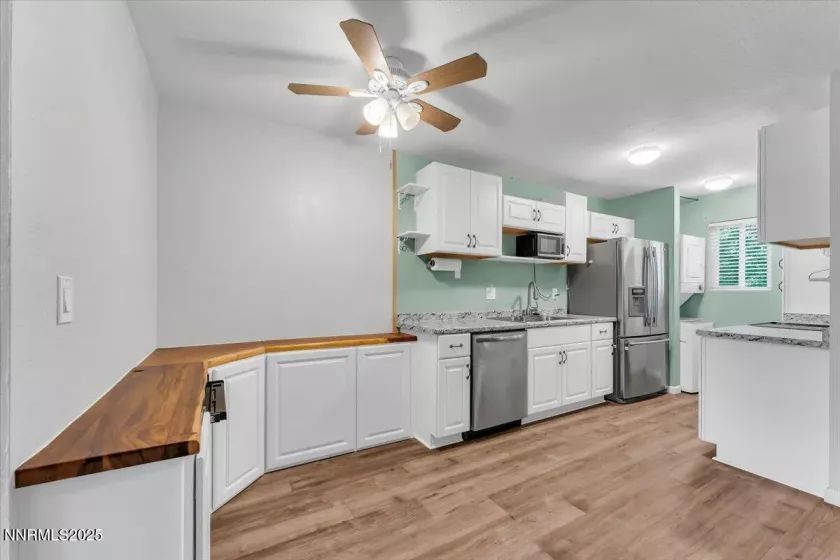 4604 Rio Poco, Reno, Nevada 89502, 1 Bedroom Bedrooms, ,1 BathroomBathrooms,Residential,Residential,Rio Poco,250052868