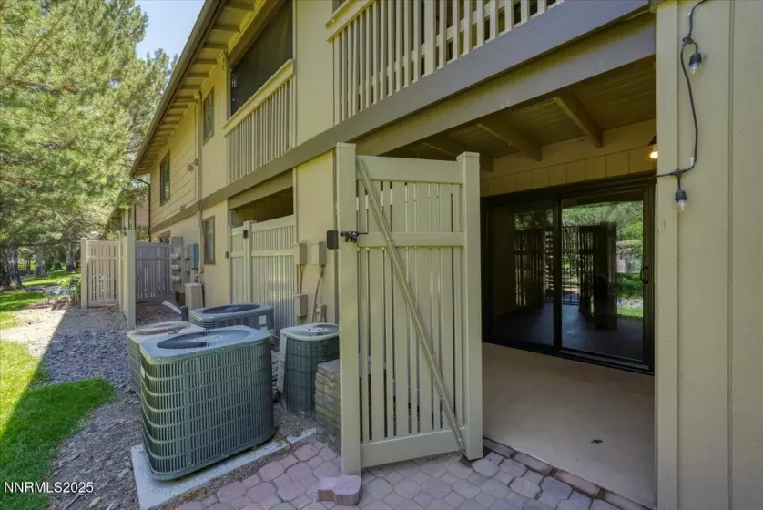 4604 Rio Poco, Reno, Nevada 89502, 1 Bedroom Bedrooms, ,1 BathroomBathrooms,Residential,Residential,Rio Poco,250052868