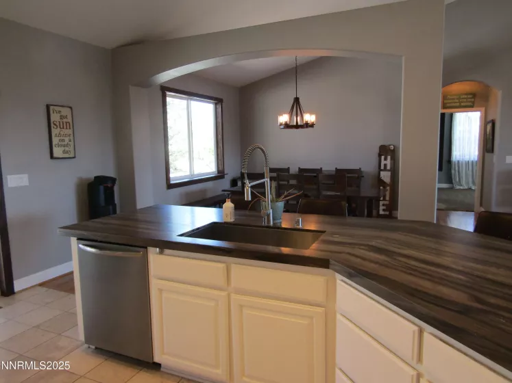 40 Kari, Smith Valley, Nevada 89444, 3 Bedrooms Bedrooms, ,2 BathroomsBathrooms,Residential,Residential,Kari,250052870