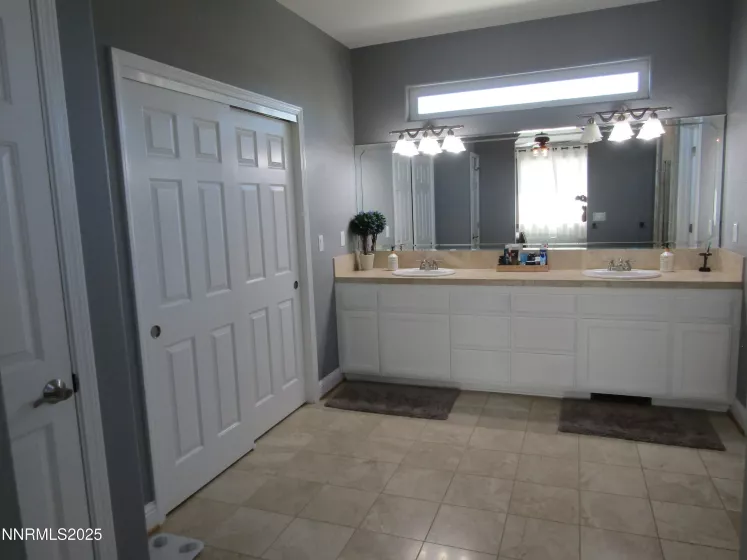 40 Kari, Smith Valley, Nevada 89444, 3 Bedrooms Bedrooms, ,2 BathroomsBathrooms,Residential,Residential,Kari,250052870