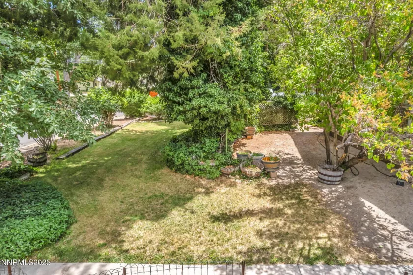 1012 Nevada, Carson City, Nevada 89703, 4 Bedrooms Bedrooms, ,1 BathroomBathrooms,Residential,Residential,Nevada,250052872