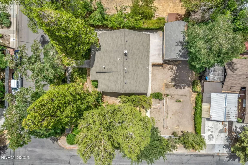 1012 Nevada, Carson City, Nevada 89703, 4 Bedrooms Bedrooms, ,1 BathroomBathrooms,Residential,Residential,Nevada,250052872