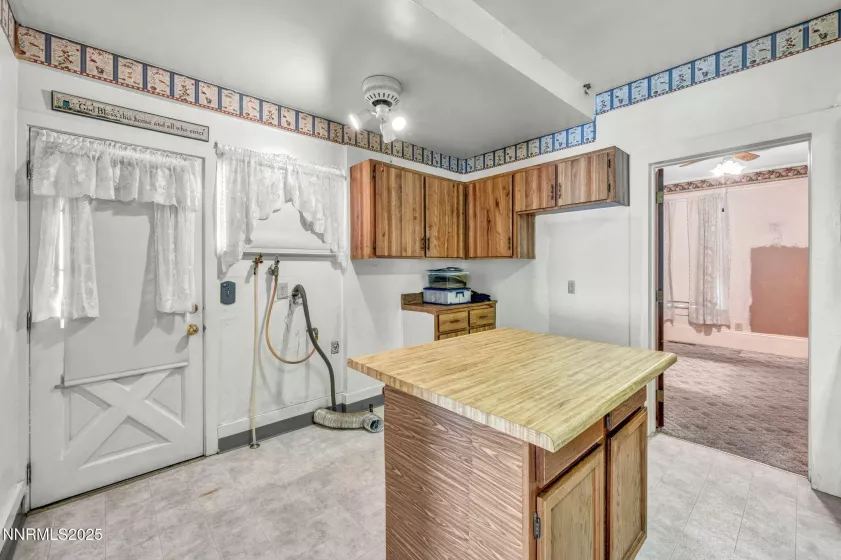 1012 Nevada, Carson City, Nevada 89703, 4 Bedrooms Bedrooms, ,1 BathroomBathrooms,Residential,Residential,Nevada,250052872