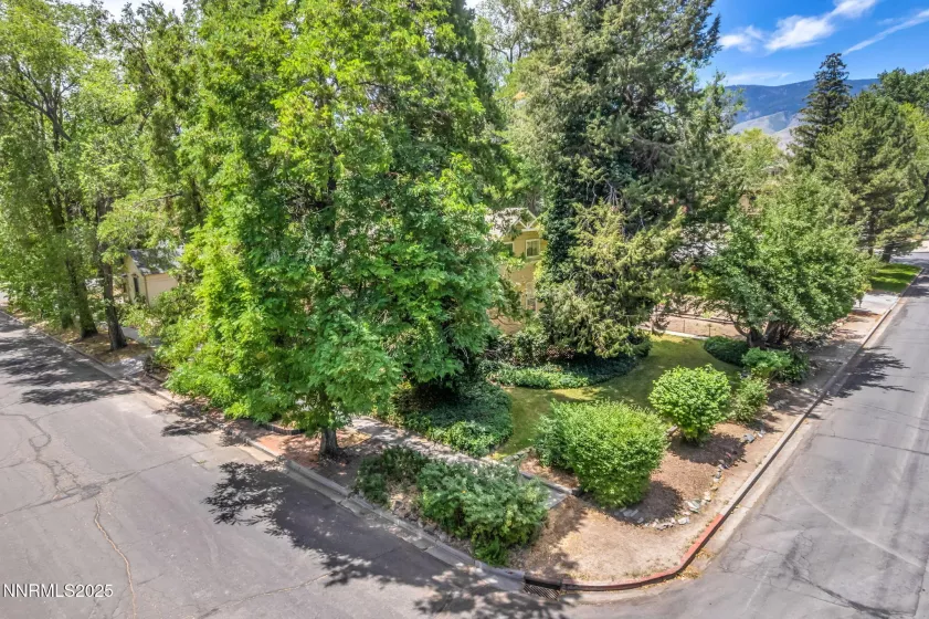 1012 Nevada, Carson City, Nevada 89703, 4 Bedrooms Bedrooms, ,1 BathroomBathrooms,Residential,Residential,Nevada,250052872