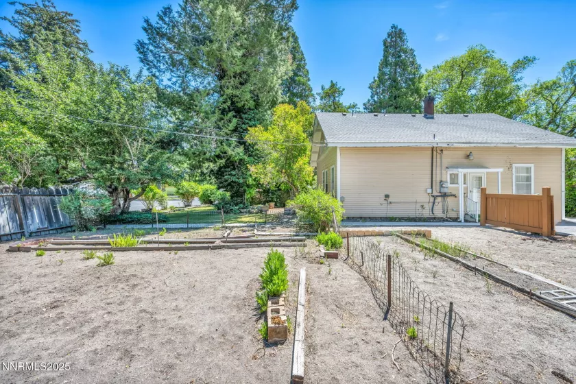 1012 Nevada, Carson City, Nevada 89703, 4 Bedrooms Bedrooms, ,1 BathroomBathrooms,Residential,Residential,Nevada,250052872