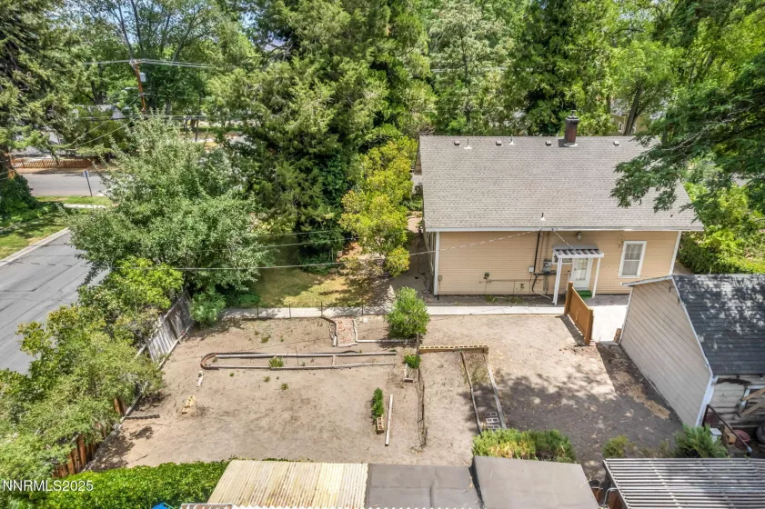 1012 Nevada, Carson City, Nevada 89703, 4 Bedrooms Bedrooms, ,1 BathroomBathrooms,Residential,Residential,Nevada,250052872