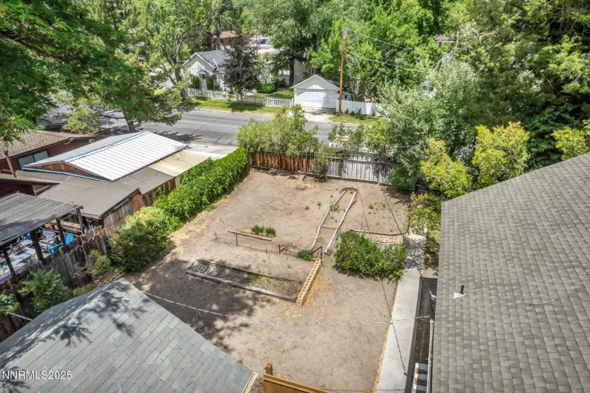 1012 Nevada, Carson City, Nevada 89703, 4 Bedrooms Bedrooms, ,1 BathroomBathrooms,Residential,Residential,Nevada,250052872