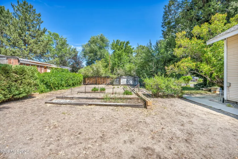 1012 Nevada, Carson City, Nevada 89703, 4 Bedrooms Bedrooms, ,1 BathroomBathrooms,Residential,Residential,Nevada,250052872