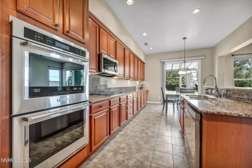 8375 Opal Ranch, Reno, Nevada 89506, 3 Bedrooms Bedrooms, ,3 BathroomsBathrooms,Residential,Residential,Opal Ranch,250052876