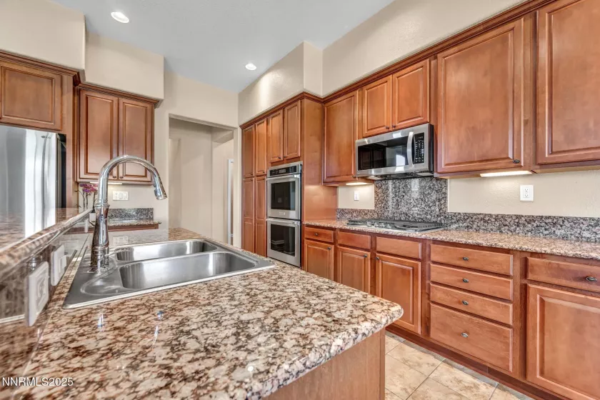 8375 Opal Ranch, Reno, Nevada 89506, 3 Bedrooms Bedrooms, ,3 BathroomsBathrooms,Residential,Residential,Opal Ranch,250052876
