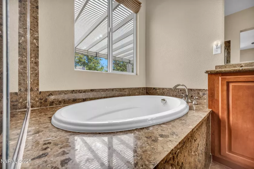 8375 Opal Ranch, Reno, Nevada 89506, 3 Bedrooms Bedrooms, ,3 BathroomsBathrooms,Residential,Residential,Opal Ranch,250052876