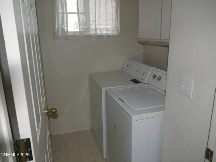 5554 Tappan, Reno, Nevada 89523, 4 Bedrooms Bedrooms, ,3 BathroomsBathrooms,Residential,Residential,Tappan,250052879