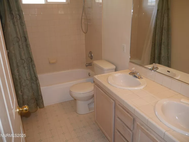 5554 Tappan, Reno, Nevada 89523, 4 Bedrooms Bedrooms, ,3 BathroomsBathrooms,Residential,Residential,Tappan,250052879