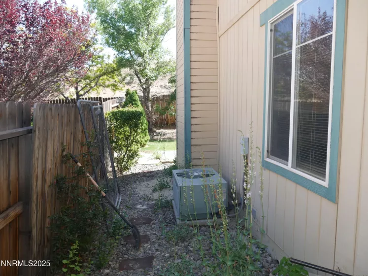 5554 Tappan, Reno, Nevada 89523, 4 Bedrooms Bedrooms, ,3 BathroomsBathrooms,Residential,Residential,Tappan,250052879