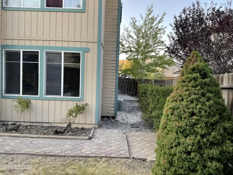 5554 Tappan, Reno, Nevada 89523, 4 Bedrooms Bedrooms, ,3 BathroomsBathrooms,Residential,Residential,Tappan,250052879