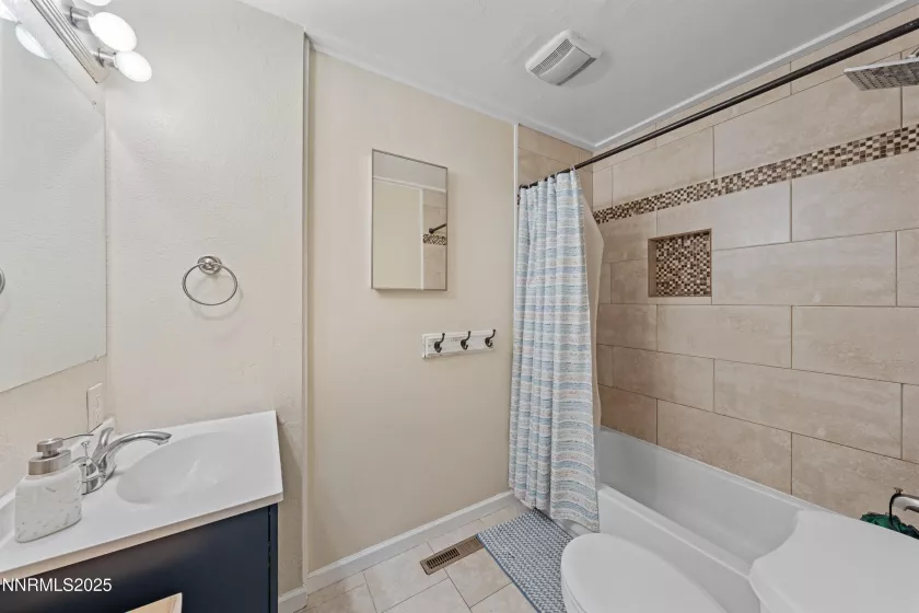 2475 Brenda, Washoe Valley, Nevada 89704, 4 Bedrooms Bedrooms, ,3 BathroomsBathrooms,Residential,Residential,Brenda,250052877
