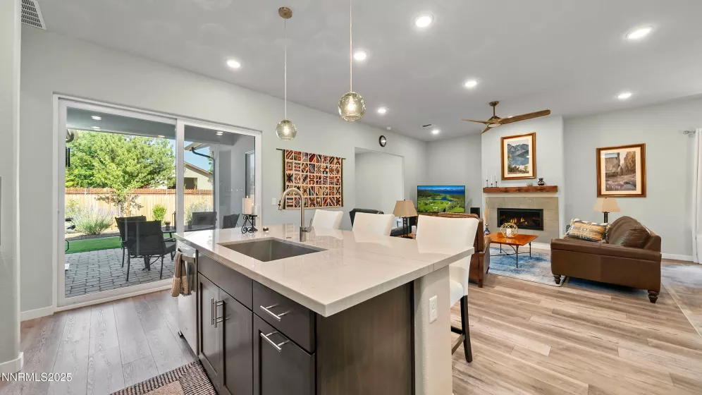 9625 Lane Garrett, Reno, Nevada 89511, 3 Bedrooms Bedrooms, ,3 BathroomsBathrooms,Residential,Residential,Lane Garrett,250052880